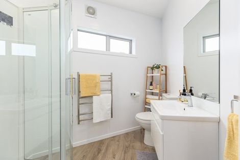 Photo of property in 14u7 Atkinson Street, Newlands, Wellington, 6037