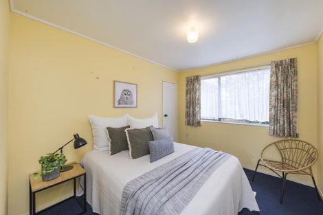 Photo of property in 12 Escort Grove, Awapuni, Palmerston North, 4412