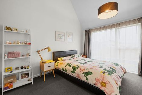 Photo of property in 15a Saint Winifreds Place, Bryndwr, Christchurch, 8052