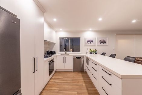 Photo of property in 4a Freedom Drive, Kelvin Grove, Palmerston North, 4414