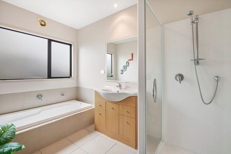 Photo of property in 115 Alec Craig Way, Gulf Harbour, Whangaparaoa, 0930