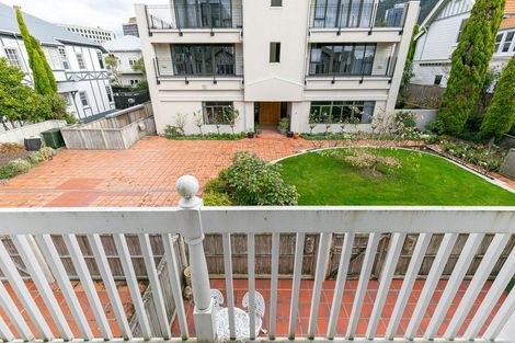 Photo of property in 14/28 Hobson Street, Thorndon, Wellington, 6011