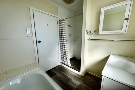 Photo of property in 25 Waihi Road, Hawera, 4610