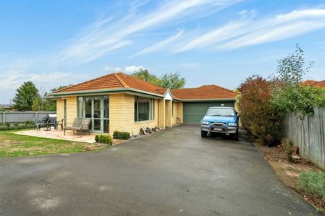 Photo of property in 31 Cossar Street, Burwood, Christchurch, 8083