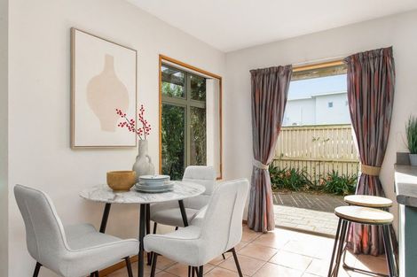Photo of property in 15 Brockworth Place, Riccarton, Christchurch, 8011