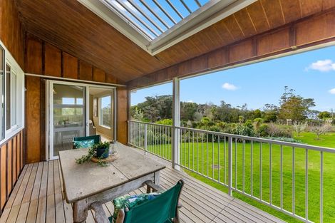 Photo of property in 87 M Greenwood Road, Leigh, 0972