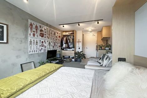 Photo of property in Vedado Apartments, 208/41u Hopper Street, Mount Cook, Wellington, 6011