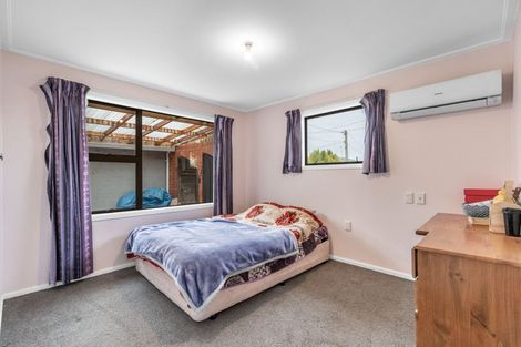 Photo of property in 36 Holloway Street, Waikiwi, Invercargill, 9810