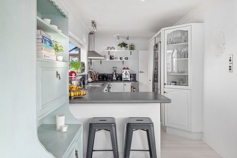 Photo of property in 15a Gordon Road, Mount Maunganui, 3116