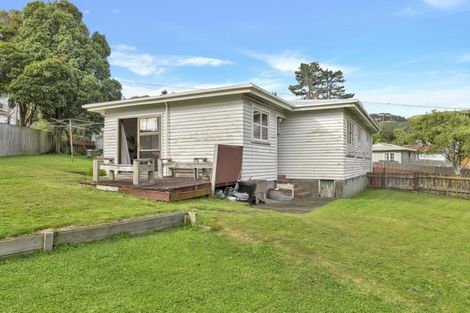 Photo of property in 75 Hampshire Street, Cannons Creek, Porirua, 5024