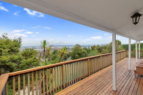 Photo of property in 104 Tosswill Road, Tahunanui, Nelson, 7011