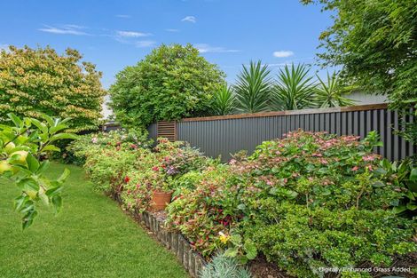 Photo of property in 10 Heron Crescent, Katikati, 3129