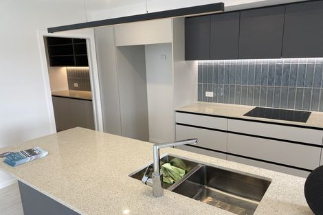 Photo of property in 14 Annie Aranui Drive, Poraiti, 4182