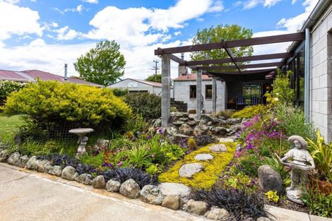 Photo of property in 12 Howick Road, Blenheim, 7201