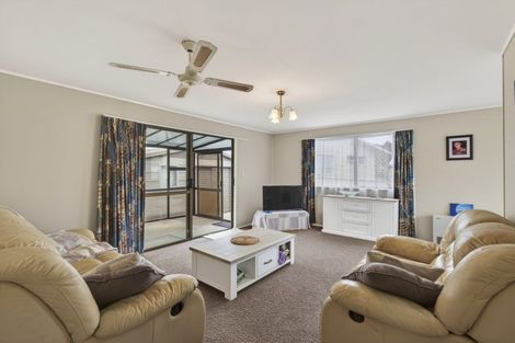 Photo of property in 42 Norwich Avenue, Spotswood, New Plymouth, 4310