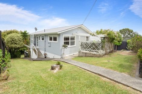 Photo of property in 72 Verbena Road, Birkdale, Auckland, 0626