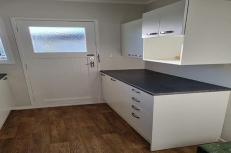 Photo of property in 16 Okareka Place, Pakuranga Heights, Auckland, 2010