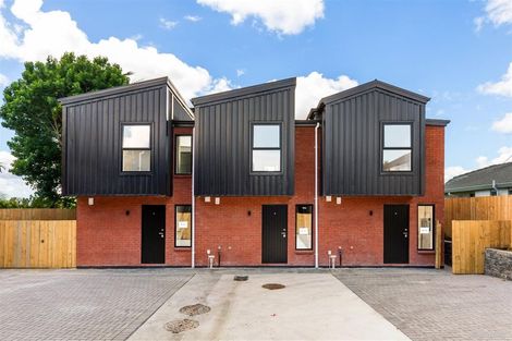 Photo of property in 24 Carnoustie Drive, Wattle Downs, Auckland, 2103