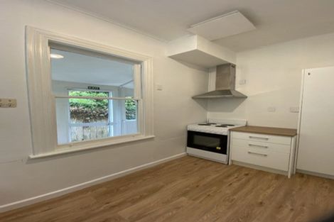 Photo of property in 164 Glenmore Street, Northland, Wellington, 6012