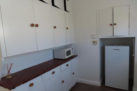 Photo of property in 13 Severn Street, Island Bay, Wellington, 6023