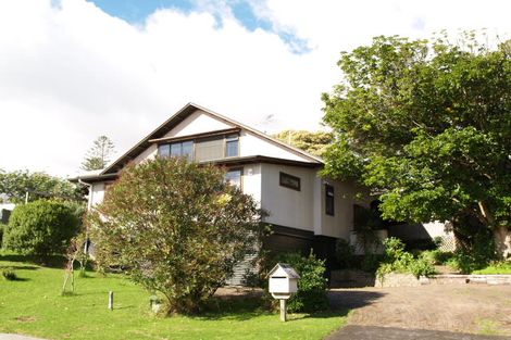 Photo of property in 5 Island View Terrace, Cockle Bay, Auckland, 2014