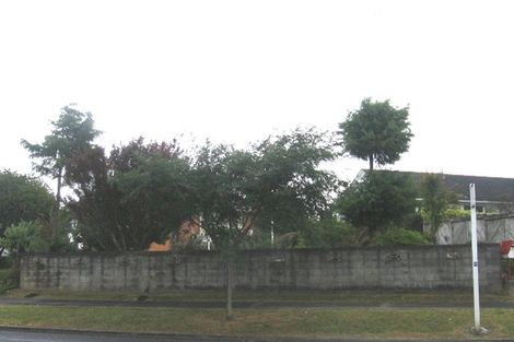 Photo of property in 2/102 Coronation Road, Hillcrest, Auckland, 0627