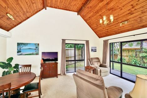 Photo of property in 19 Randell Place, Te Puke, 3119