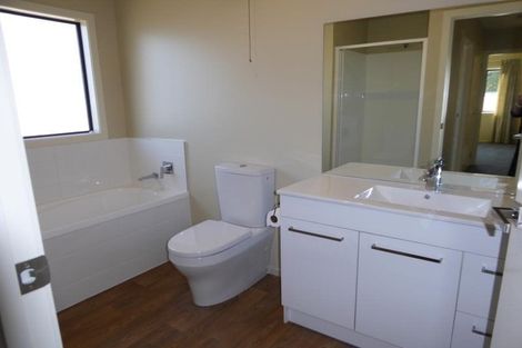 Photo of property in 104 Perry Street, Papanui, Christchurch, 8053