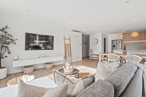 Photo of property in 37 Myles Way, Lower Shotover, Queenstown, 9304