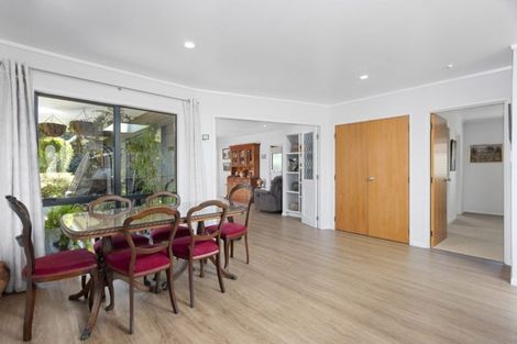 Photo of property in 22 Camden Place, Papatoetoe, Auckland, 2025