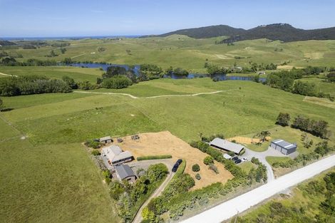 Photo of property in 19 Kerr Road, Parua Bay, Onerahi, 0192