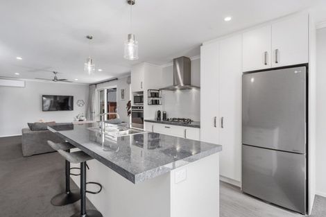 Photo of property in 8 Mary Place, Pyes Pa, Tauranga, 3112