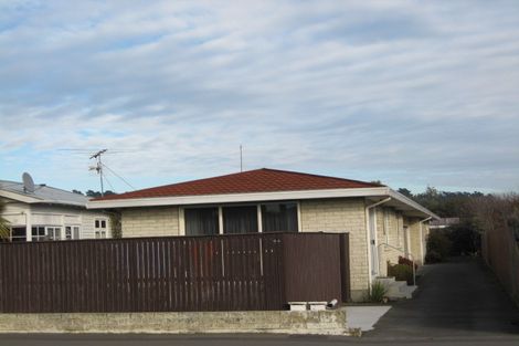 Photo of property in 2/66 Estuary Road, New Brighton, Christchurch, 8061