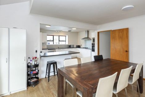 Photo of property in 16 Sayers Crescent, Ilam, Christchurch, 8041