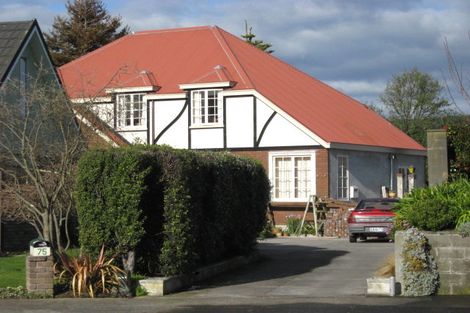 Photo of property in 77 Highbury Drive, Levin, 5510