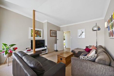 Photo of property in 6a Hauraki Road, Hauraki, Auckland, 0622