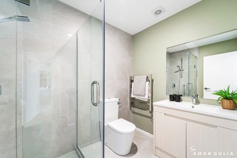 Photo of property in 26-28 Pomaria Road, Henderson, Auckland, 0610