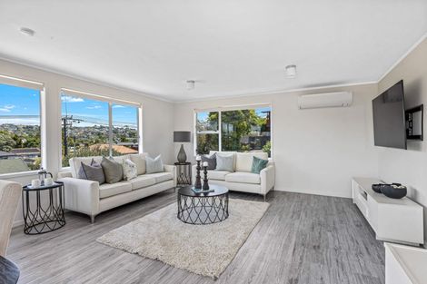 Photo of property in 525 Beach Road, Murrays Bay, Auckland, 0630
