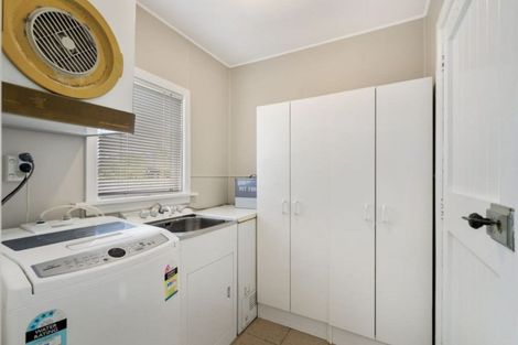 Photo of property in 166 Springs Road, Hornby, Christchurch, 8042