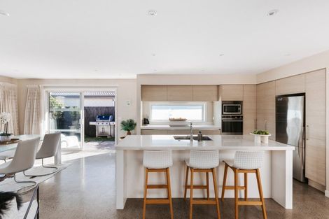 Photo of property in 12 Kokihi Close, Papamoa Beach, Papamoa, 3118