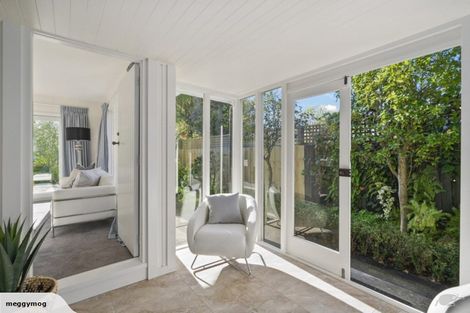 Photo of property in 15 Wairarapa Terrace, Merivale, Christchurch, 8014