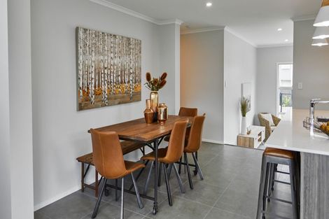 Photo of property in 44 Karepiro Drive, Stanmore Bay, Whangaparaoa, 0932