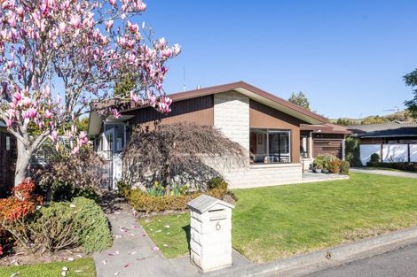 Photo of property in 6 Matthews Place, Taradale, Napier, 4112