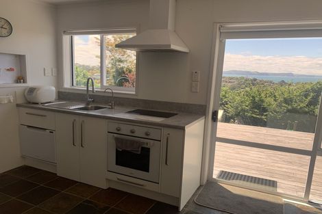 Photo of property in 12 Totara Road, Stanmore Bay, Whangaparaoa, 0932