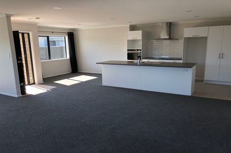 Photo of property in 37a Cassino Crescent, Onekawa, Napier, 4110