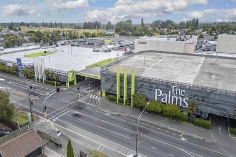 Photo of property in 17 Marshland Road, Shirley, Christchurch, 8061