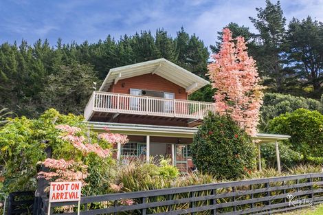 Photo of property in 70 Rototuna Road, Pouto, Te Kopuru, 0391