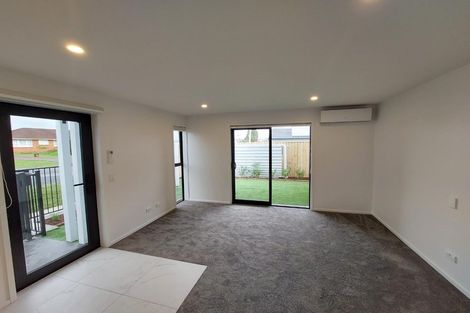Photo of property in 1/87 Taikata Road, Te Atatu Peninsula, Auckland, 0610