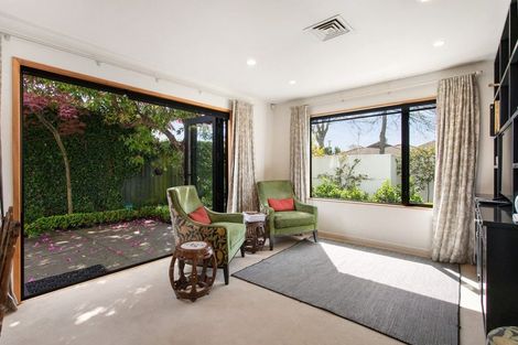 Photo of property in 2/31a Garden Road, Merivale, Christchurch, 8014