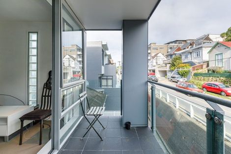 Photo of property in 4h/1 Hanson Street, Mount Cook, Wellington, 6021